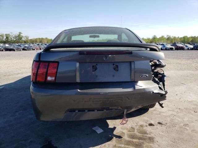 2004 Ford Mustang