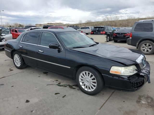 2011 Lincoln Town Car Signature Limited