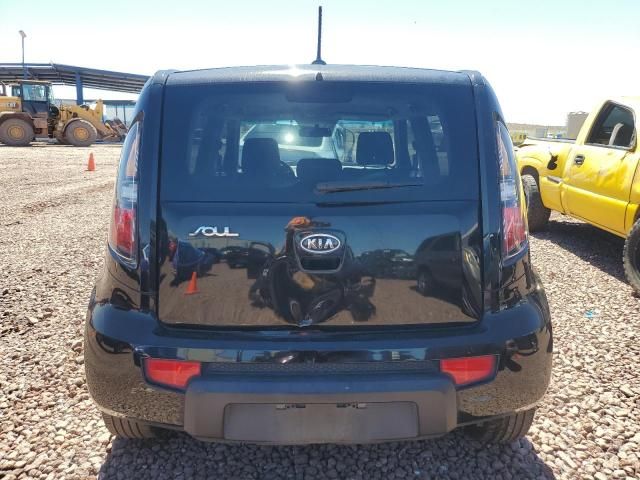 2011 KIA Soul +