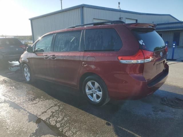 2014 Toyota Sienna LE