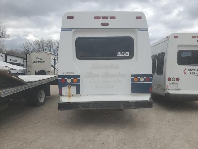 2004 Chevrolet C5500 C5V042