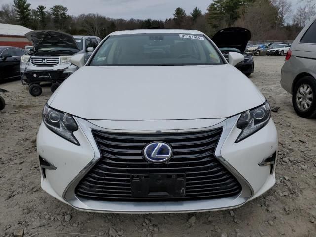 2016 Lexus ES 300H