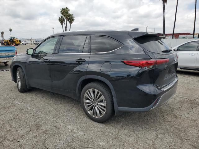 2022 Toyota Highlander Platinum