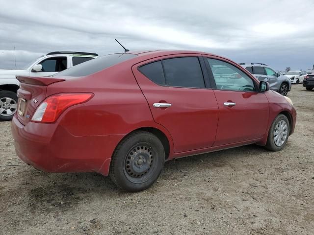 2013 Nissan Versa S