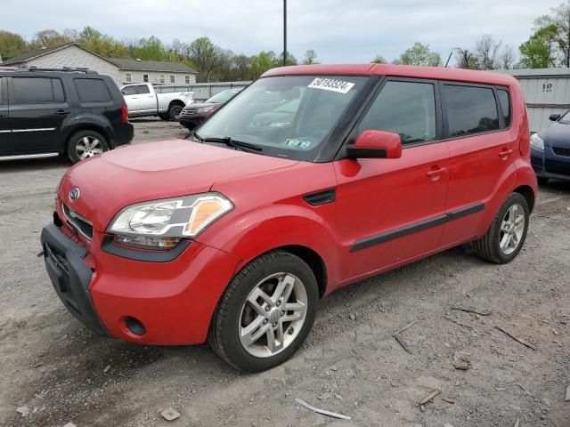 2011 KIA Soul +