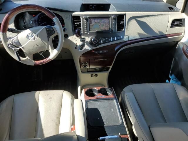 2014 Toyota Sienna XLE