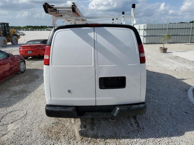 2016 Chevrolet Express G2500