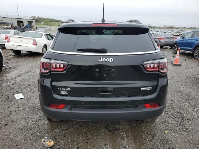 2023 Jeep Compass Latitude LUX