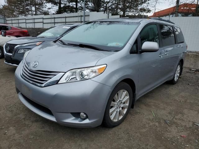 2015 Toyota Sienna XLE