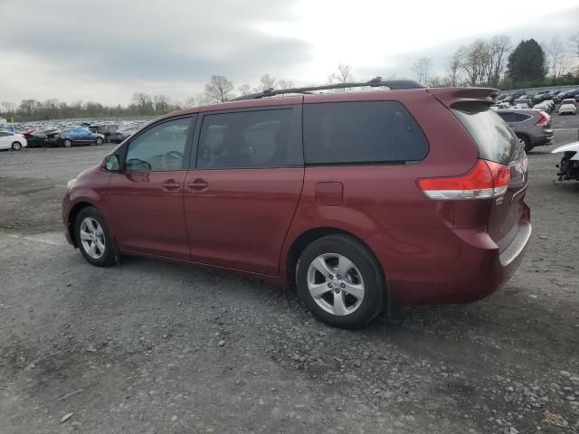 2011 Toyota Sienna LE