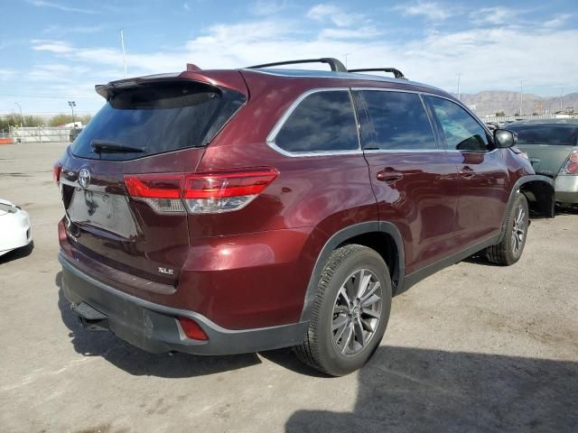 2019 Toyota Highlander SE