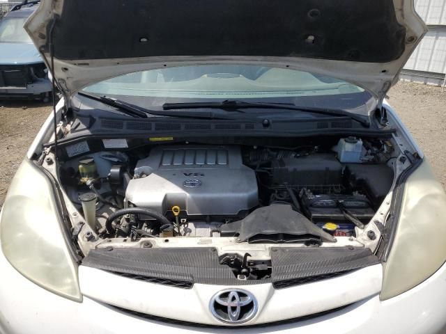 2007 Toyota Sienna XLE