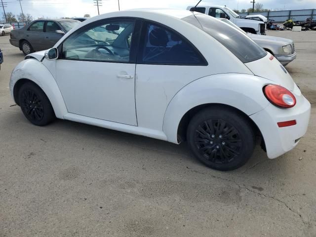 2010 Volkswagen New Beetle