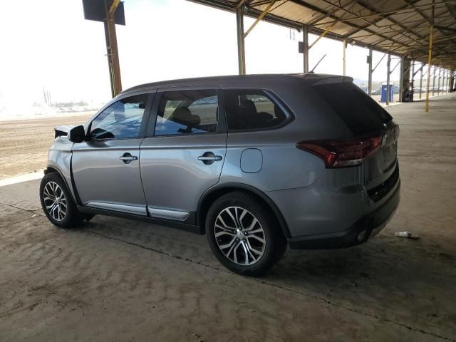 2016 Mitsubishi Outlander SE