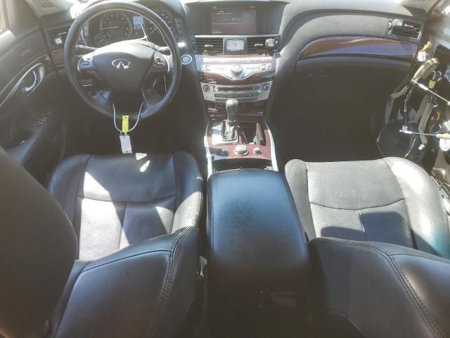 2015 Infiniti Q70 3.7