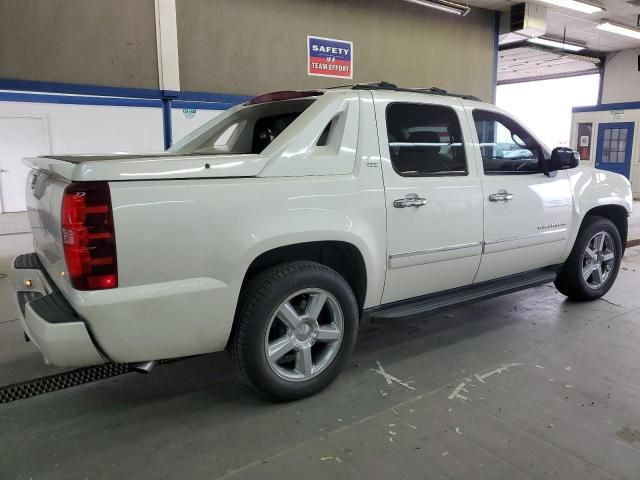 2011 Chevrolet Avalanche LTZ