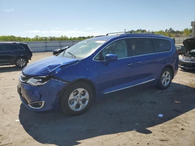 2018 Chrysler Pacifica Hybrid Touring L