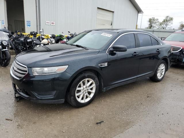 2014 Ford Taurus SE