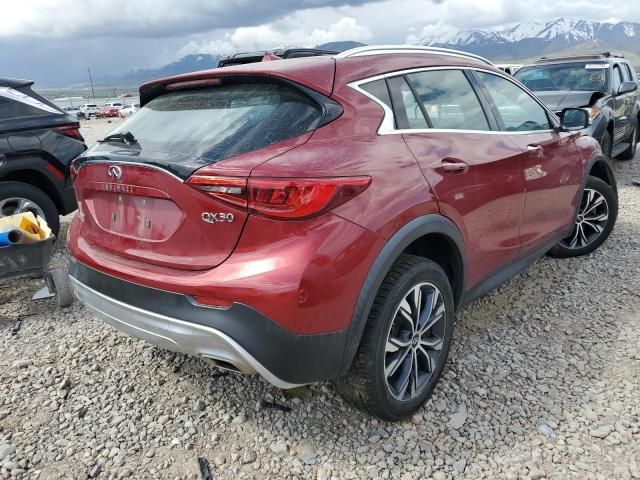 2017 Infiniti QX30 Base