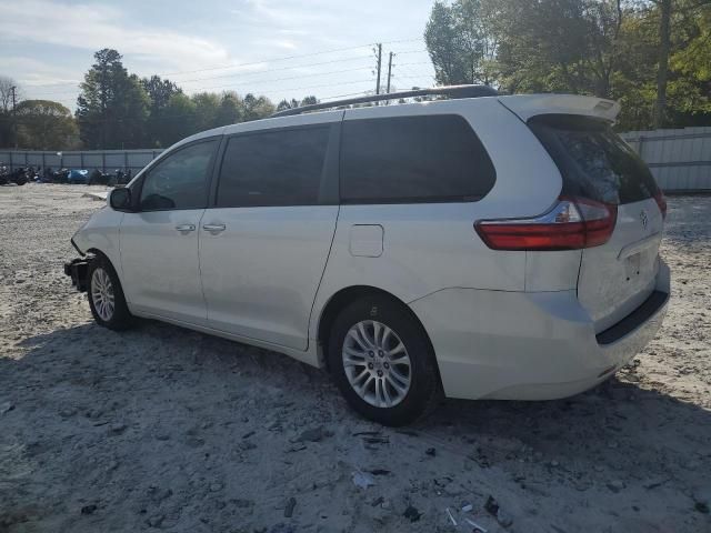 2015 Toyota Sienna XLE