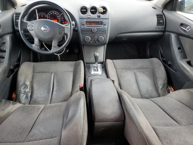 2010 Nissan Altima Base