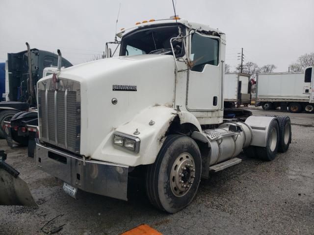 2006 Kenworth Construction T800