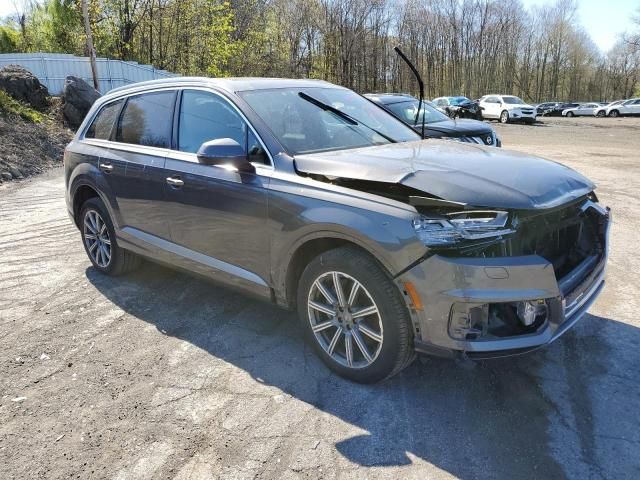 2019 Audi Q7 Premium Plus