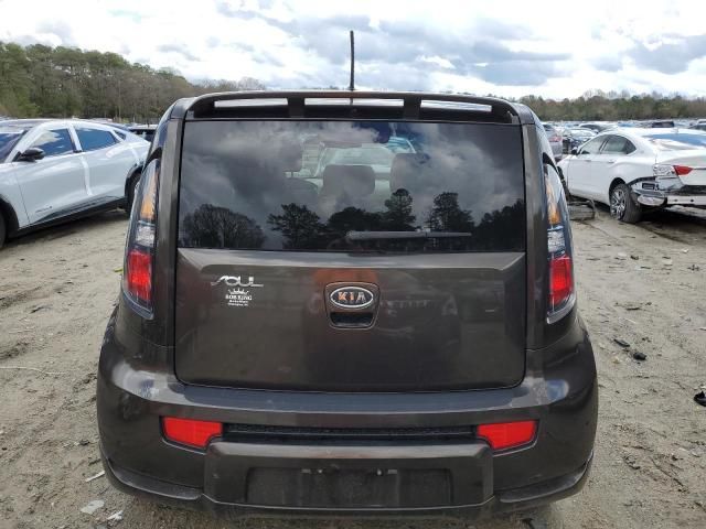 2011 KIA Soul +