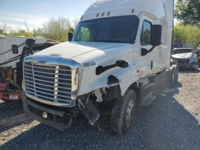 2016 Freightliner Cascadia 125