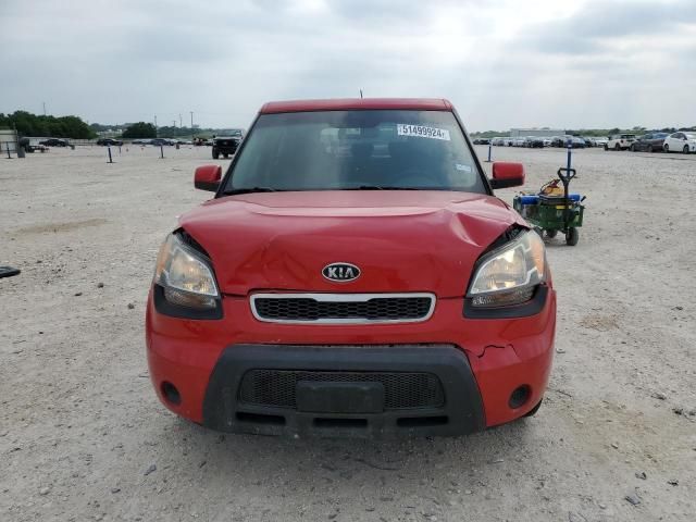 2010 KIA Soul +