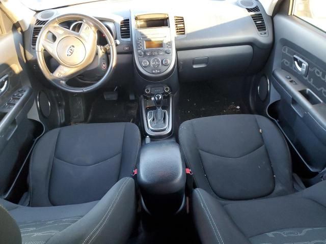 2013 KIA Soul +