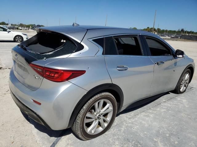 2018 Infiniti QX30 Base