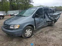 Toyota Sienna le Vehiculos salvage en venta: 2000 Toyota Sienna LE