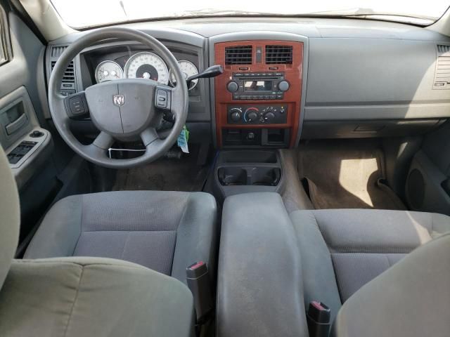 2005 Dodge Dakota Quad SLT