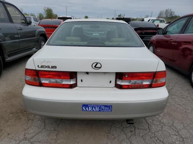 2000 Lexus ES 300