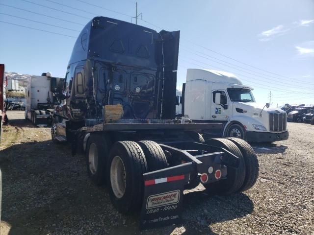 2017 Freightliner Cascadia 125