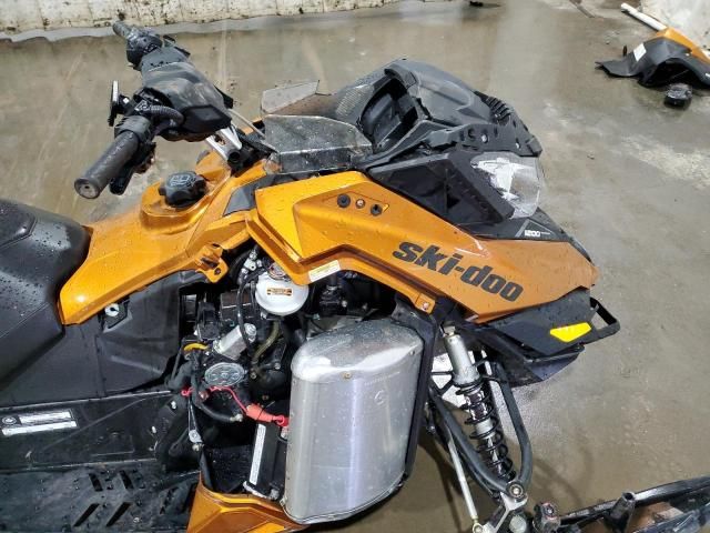 2018 Skidoo Grand Touring