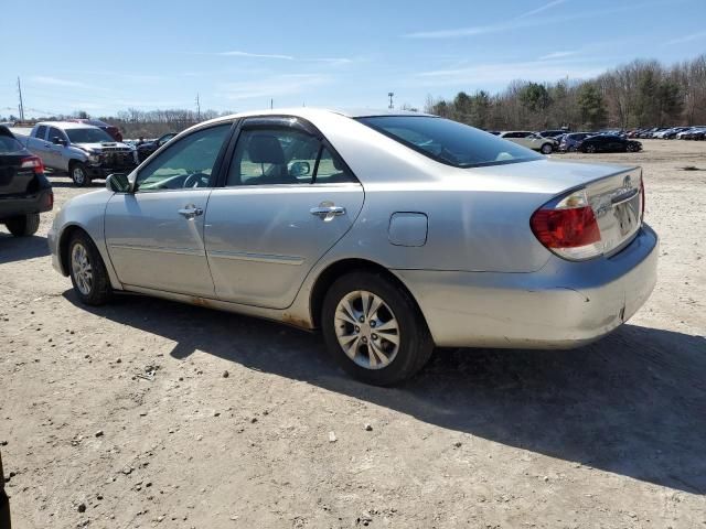 2005 Toyota Camry LE