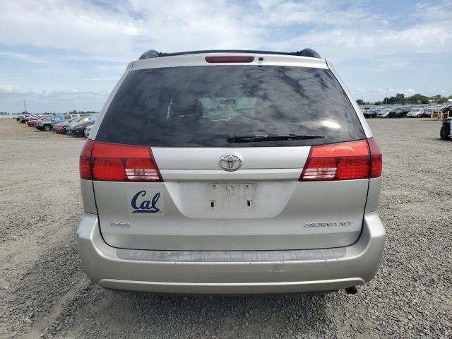 2005 Toyota Sienna XLE