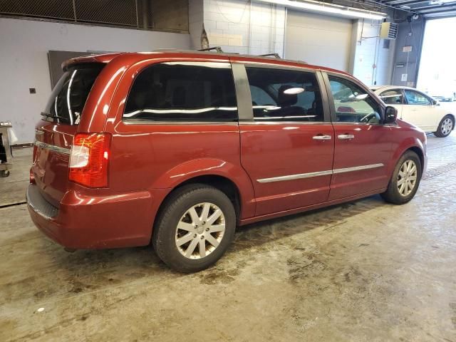 2015 Chrysler Town & Country Touring