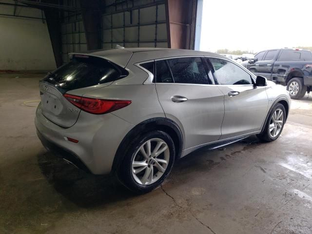 2017 Infiniti QX30 Base