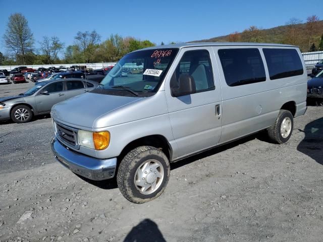 2005 Ford Econoline E350 Super Duty Wagon