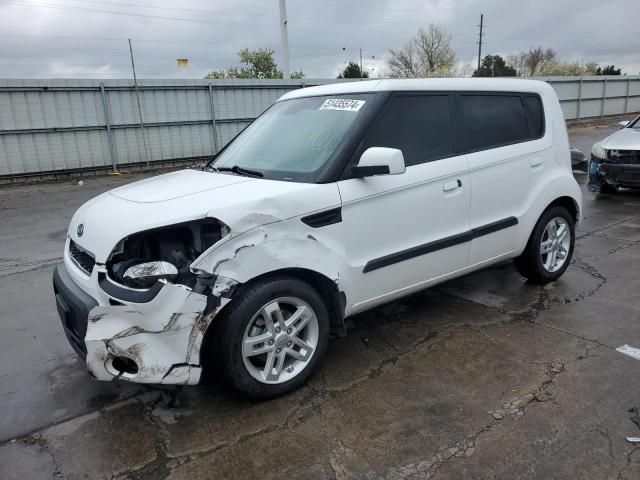 2010 KIA Soul +