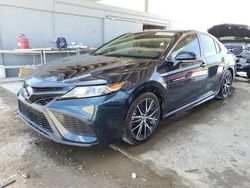 Salvage cars for sale at West Palm Beach, FL auction: 2021 Toyota Camry SE