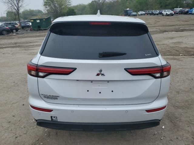 2023 Mitsubishi Outlander ES