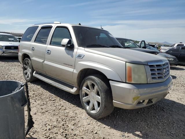 2004 Cadillac Escalade Luxury