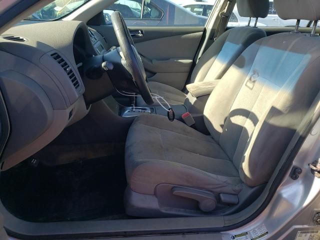 2010 Nissan Altima Base