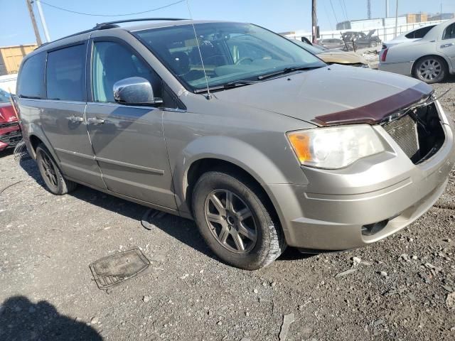 2009 Chrysler Town & Country Touring