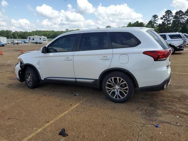 2016 Mitsubishi Outlander SE