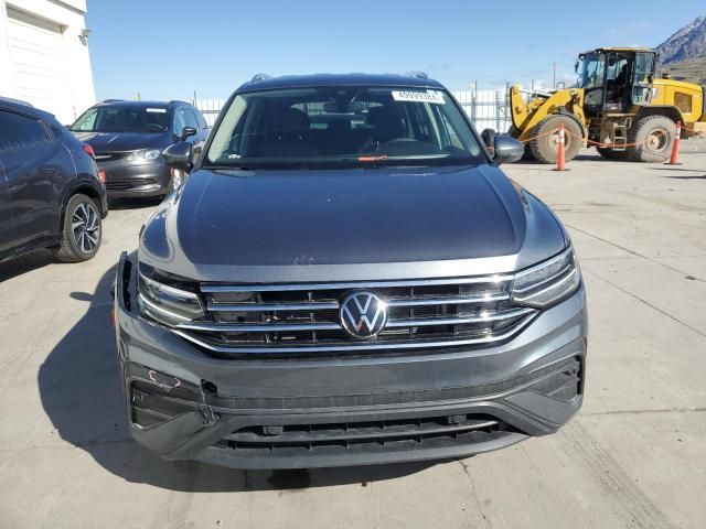 2023 Volkswagen Tiguan SE